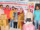 ಕರ್ನಾಟಕದ ನೆರೆ ಬಾಧಿತ ಪ್ರದೇಶದ ಜನರಿಗೆ ಆಹಾರ-ನೀರು, ಬಟ್ಟೆಬರೆ 