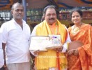 ದ.ಕ ಜಿಲ್ಲಾ ಮಟ್ಟದ ಕನ್ನಡ ರಾಜ್ಯೋತ್ಸವ ಪುರಸ್ಕಾರ ಮುಡಿಗೇರಿಸಿಕೊಂಡ ಮುಂಬಯಿಯ ಹಿರಿಯ ಹೊಟೇಲು ಉದ್ಯಮಿ ವಿರಾರ್ ಶಂಕರ್ ಶೆಟ್ಟಿ