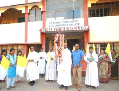 Cross Procession by ICYM Kundapur