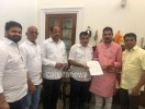 ಸಂಸದರಾದ ಗೋಪಾಲ್ ಶೆಟ್ಟಿ-ನಳಿನ್‍ಕುಮಾರ್‍ರಿಂದ ಸಚಿವ ನಿತಿನ್ ಗಡ್ಕರಿ ಭೇಟಿ