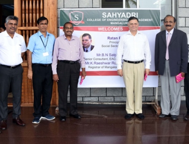 NITI Aayog officials, Mangalore University registrar visit Sahyadri College