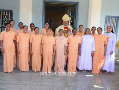 13 Apostolic Carmel Sisters make their Final Religious Profession