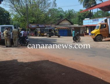 Shops in Central Market without licences raided