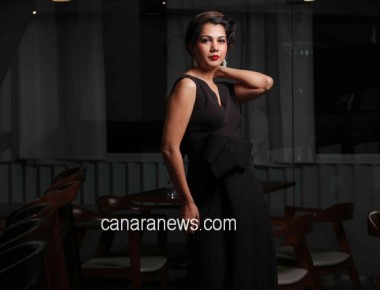 Designer Asif Merchant unveils Valentine’s day Collection with Model and Actor Gwen Athaide 