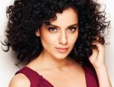 Disturbing thing to say: Kangana on Shobha De's tweet