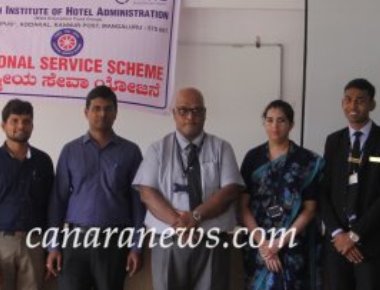 National Service Scheme of Sarosh Institute of Hotel Administration Unit organizes AROGYA - 2018 & Traffic Awareness Seminar.