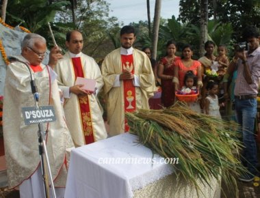  Milagres Cathedral celebrates the feast of Our Lady of Nativity of Blessed Mary with devotion