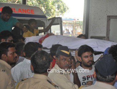 Strangulation marks found on Pratyusha's neck in autopsy, last rites held
