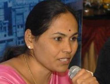 Shobha demands NIA probe into Hindu activists' killings
