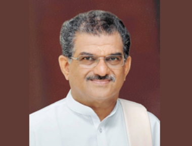 Veerendra Heggade wants Modi to launch ’Sharab Mukt Bharat’