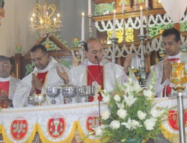 Milagres Cathedral of Udupi Diocese observes Maundy Thursday with great devotion