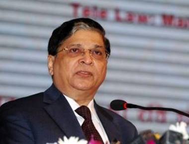 Aadhaar not mandatory for NEET exam: SC