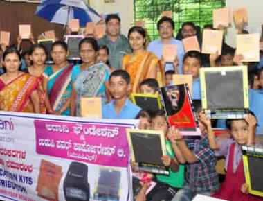 Adani UPCL distributes kits worth Rs 30.41 lac among government school students