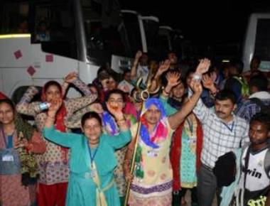 Amarnath Yatra resumes after day-long suspension