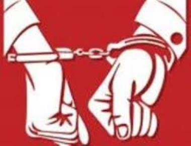 Three arrested for smuggling sandalwood in Puttur