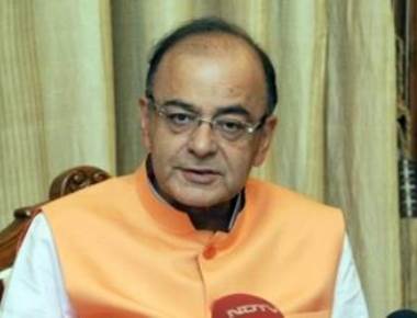No red beacons on VIP vehicles from May 1: Jaitley