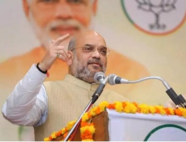 Siddaramaiah's barb: Shah says he is Hindu Vaishnav, not Jain