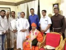 ಬಳ್ಳಾರಿ ಬಿಷಪ್ ಡಾ| ಹೆನ್ರಿ ಡಿಸೋಜಾ-ಶ್ರೀ ಚಾರುಕೀರ್ತಿ ಭಟ್ಟಾರಕ ಸ್ವಾಮೀಜಿ  ಭೇಟಿ