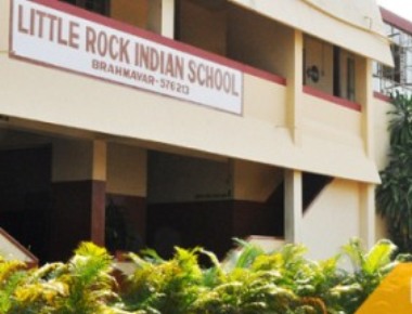 Humanitarian support by Little Rock Alumni and Parents