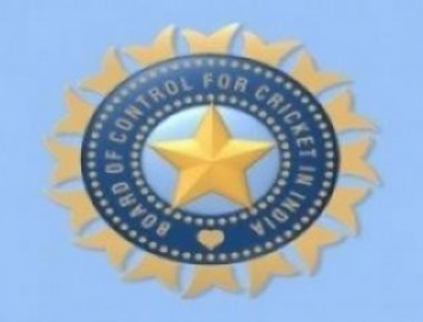 BCCI announces Rs.2 crore for Indian team after 3-0 win vs SA