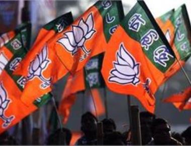 BJP demands President's rule in Bengal