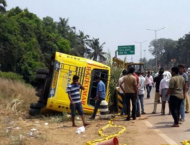 Express bus overturns near Hejamady