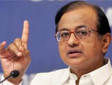 Chidambaram hits out at Jaitley for his remarks amid DU row