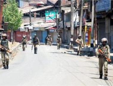 Restrictions in Srinagar for 3rd day, curbs lifted from other parts