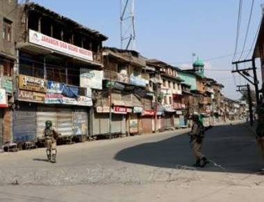  Curfew in parts of Srinagar after boy's death in pellet-firing