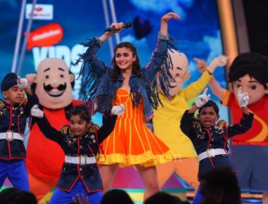  Nickelodeon Kids Choice Awards 2016 concludes the year with a bang!