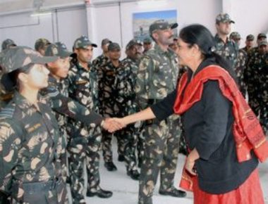Country celebrates Dussehra; Rajnath, Sitharaman join troops