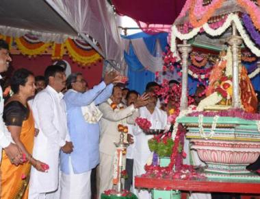 Dasara begins in Mysuru amid hopes of more rain