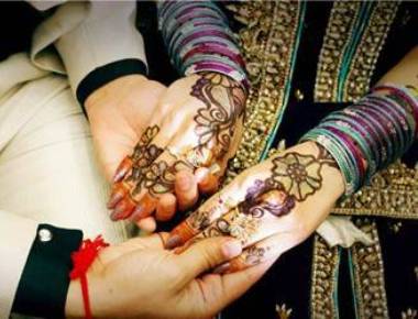 Curbs on guests, dishes at Kashmir weddings