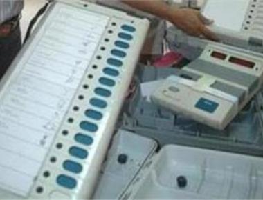 Cong urges EC to scrap EVMs, return to ballot papers