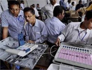 SC to hear on Apr 13 pleas challenging use of EVMs in polls
