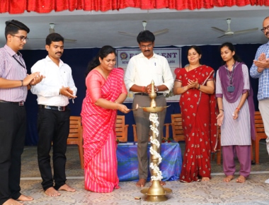 Excellent Science and Commerce PU College inaugurates Commerce Association