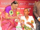 ಅನಕ್ಷರಸ್ಥ-ಕಿತ್ತಳೆ ವ್ಯಾಪಾರಿ-ಸಮಾಜ ಸೇವಕ-ಅಕ್ಷರ ಸಂತ ಪ್ರಸಿದ್ಧಿಯ ಶಿಕ್ಷಣಪ್ರೇಮಿ ಹರೇಕಳ ಹಜಬ್ಬ ಇವರು ಪದ್ಮಶ್ರೀ ಪುರಸ್ಕಾರಕ್ಕೆ ಆಯ್ಕೆ 