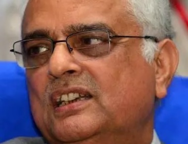 Poll panel waits for SC okay for Aadhaar-EPIC link