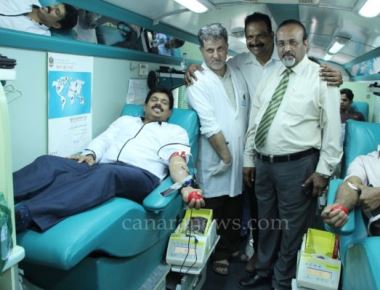 Blood Donation Camp 2017 organized by Fortune Group of Hotels - A Praveen Shetty Enterprise as a part of its community service drive