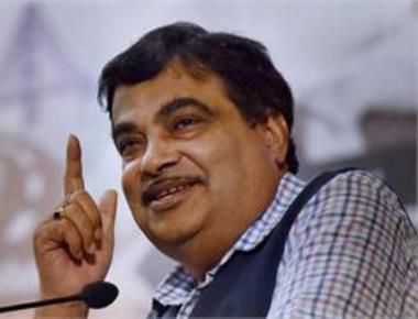 Bill to fund waterways from CRF in Monsoon Session: Gadkari