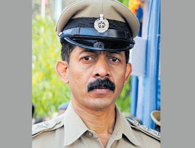State govt opposes CBI probe into DySP Ganapathy's suicide