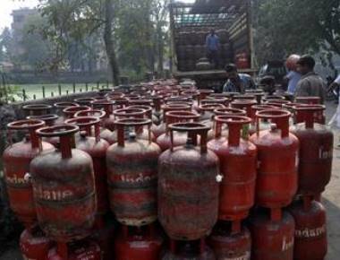 Subsidised LPG hiked by Rs 1.50 per cylinder, jet fuel by 6%