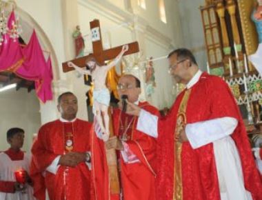  Milagres Cathedral of Udupi Diocese observed Good Friday with devotion and gaiety