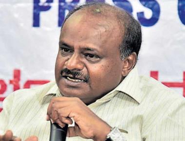 Gowda: Will disown HDK if he courts BJP