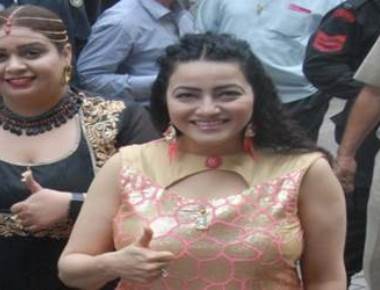 Honeypreet arrested, to be produced in court on Wednesday