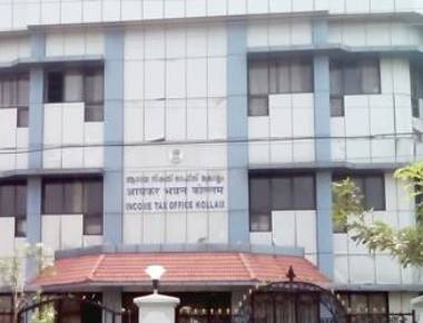 IT sleuths to file report on raids on former Kerala top cop