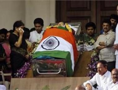 Inquiry ordered into Jaya's death, merger chances brighten