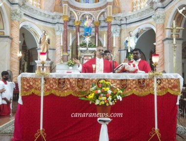 Fifth Day Novena of St Anthony in St Anthony Ashram Jeppu