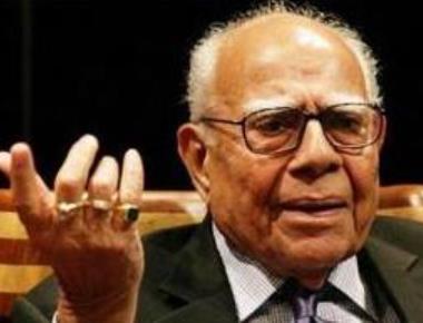 Will defend Kejriwal for free: Jethmalani