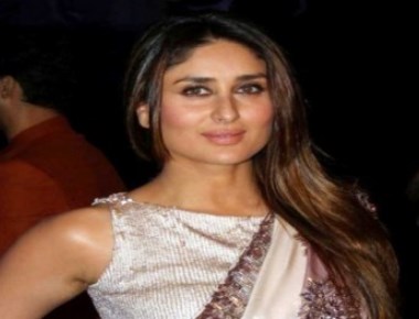  Kareena lauds KJo's 'Ae Dil Hai Mushkil'